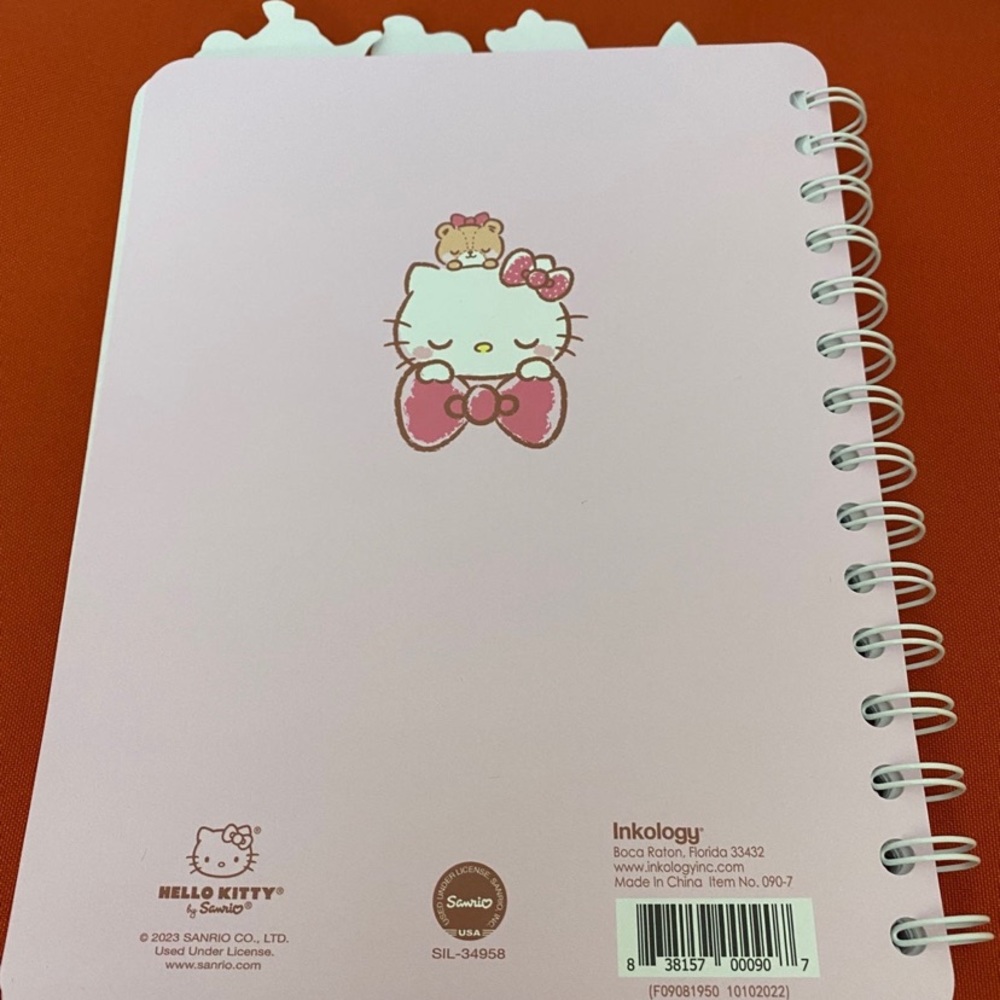 Hello Kitty Bundle - Picture 5 of 5